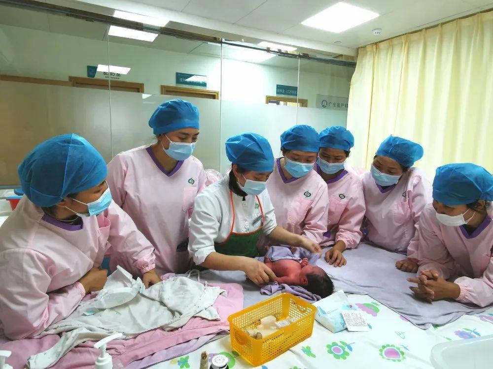 昌江妇婴监护型护送